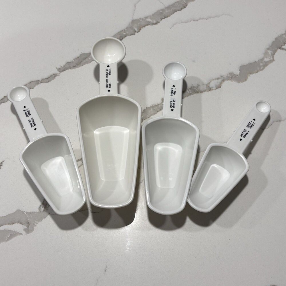 EKCO Plastic Cups Measuring Spoons Duel Purpose White Bakeware Kitchen Set Of 4